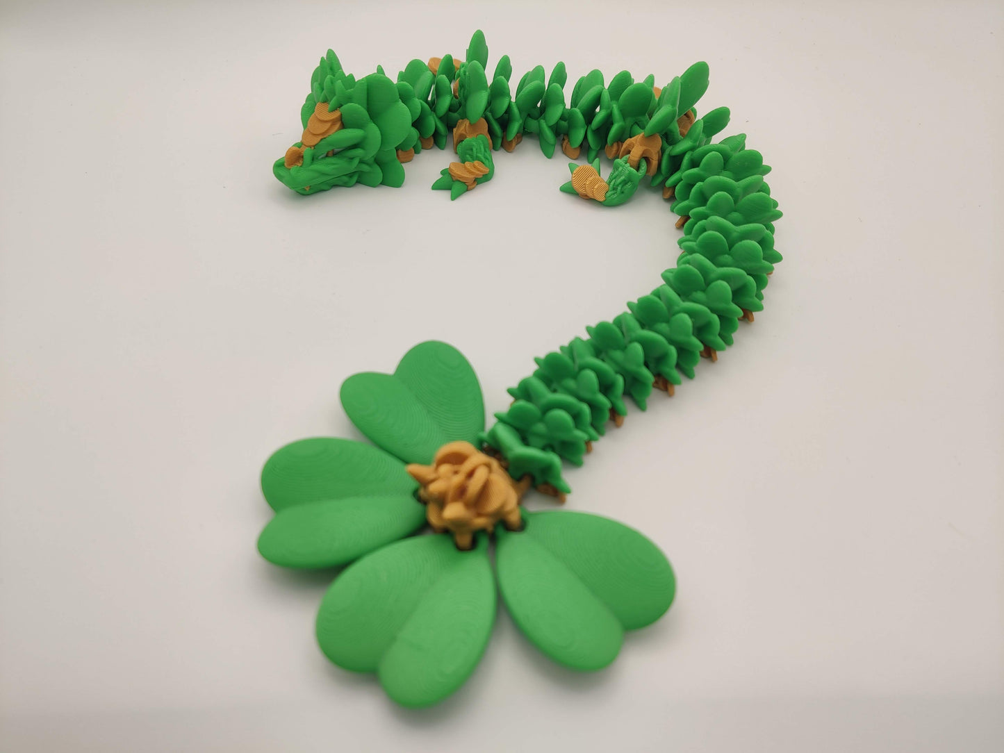 3D Printed Clover Dragon - Articulating Fidget Toy