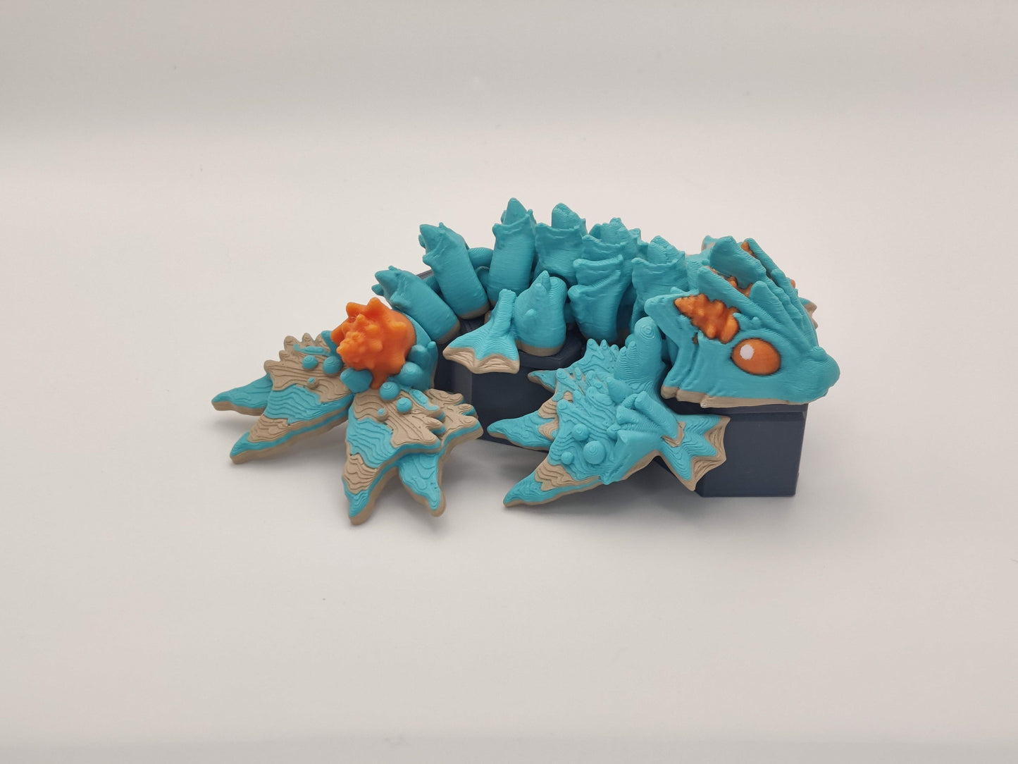 Little Beach Dragon – 3D Printed Articulated Sea Dragon Figurine (5.5")