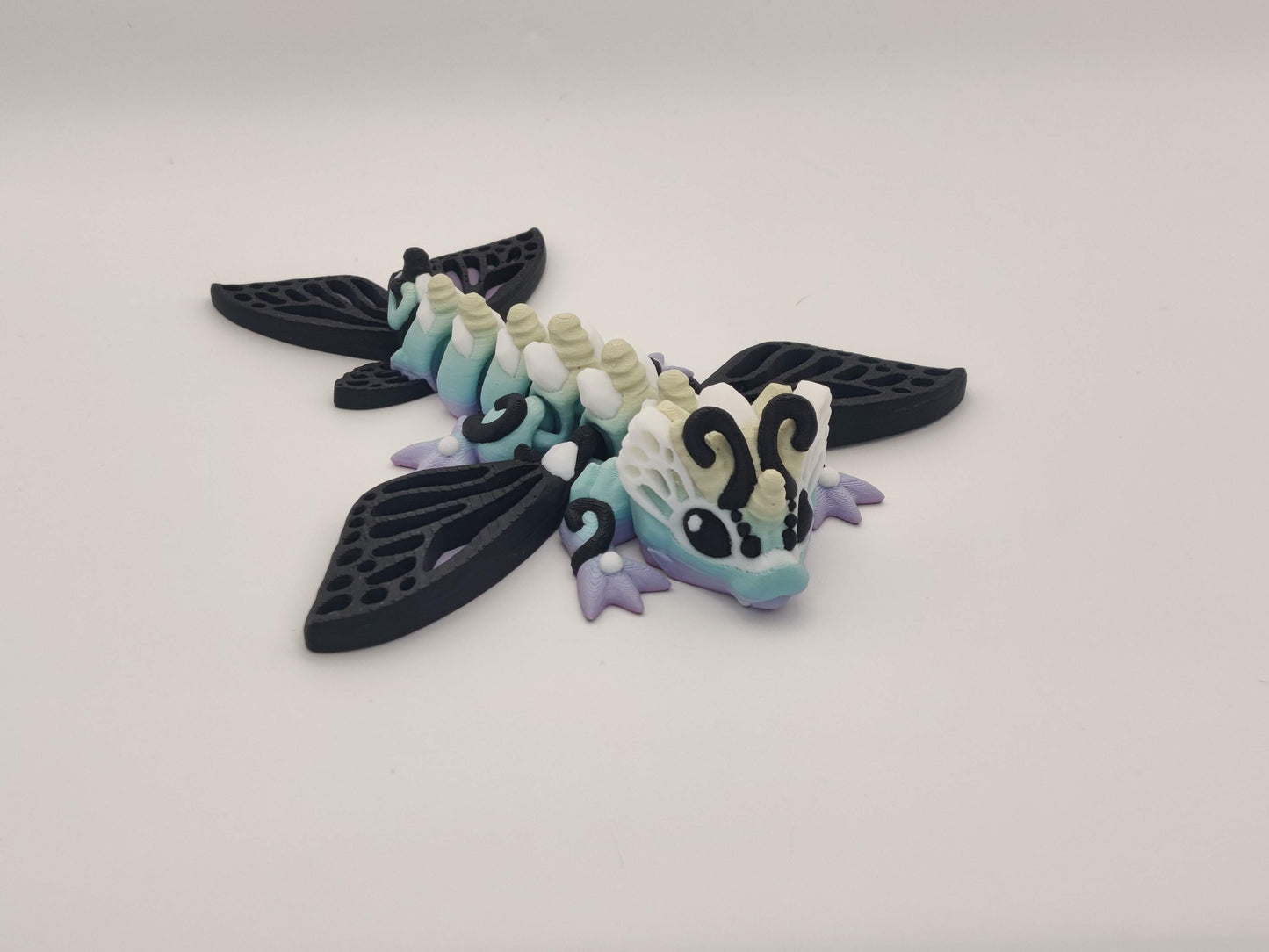 Little Butterfly Dragon, Spring Dragon, Articulating Dragon, 3D Printed Fidget Toy