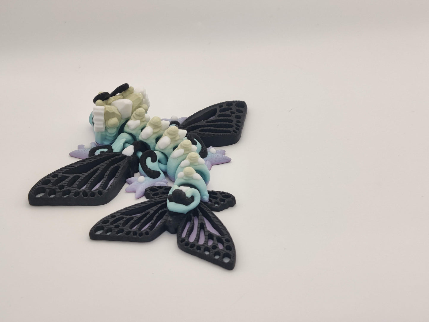 Little Butterfly Dragon, Spring Dragon, Articulating Dragon, 3D Printed Fidget Toy