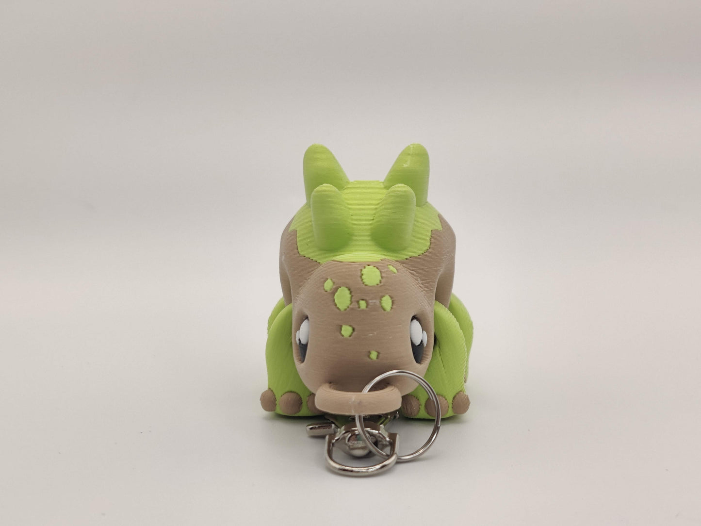 3D Printed Stegosaurus Dinosaur Keychain – Cute Articulated Dino Bag Charm