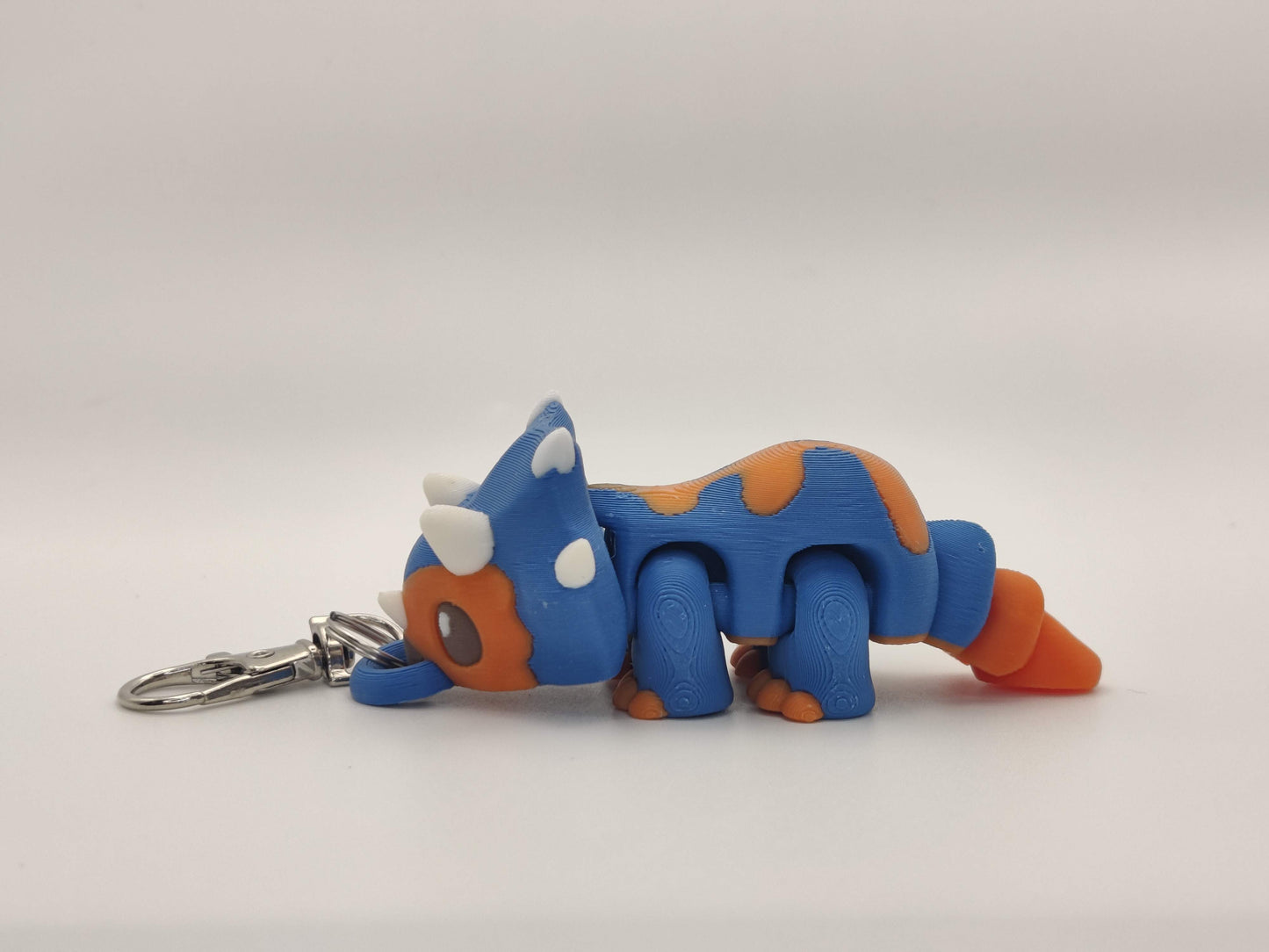 3D Printed Triceratops Dinosaur Keychain – Cute Prehistoric Dino Bag Charm
