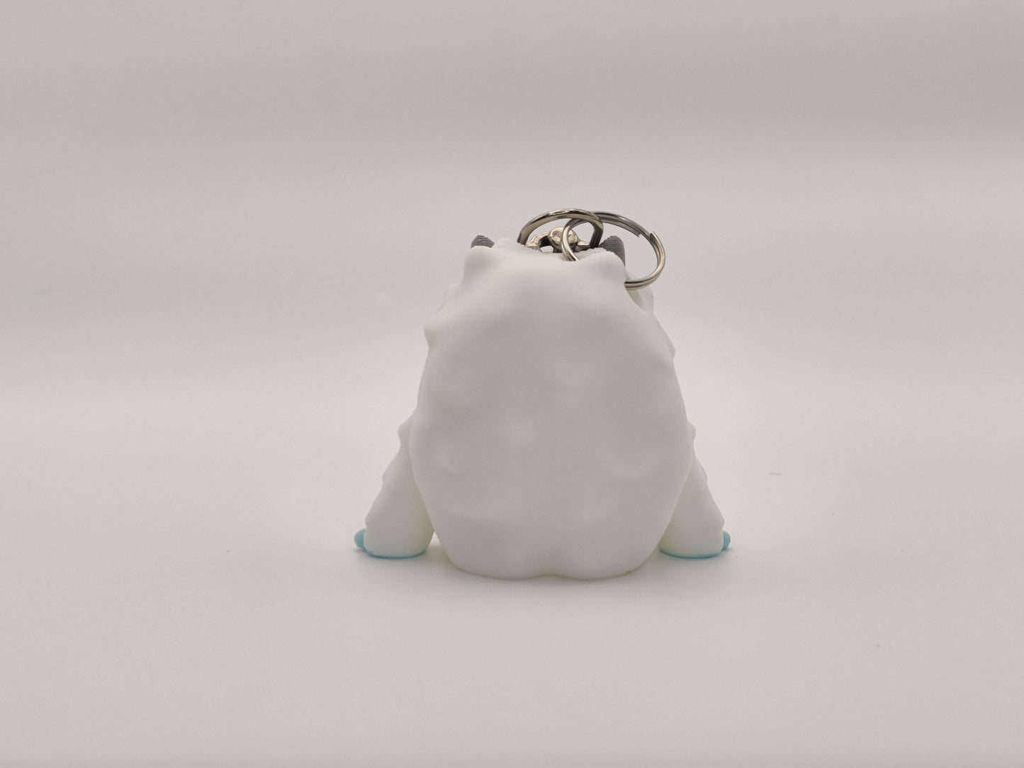 3D Printed Yeti Keychain – Cute Cryptid Keyring – Abominable Snowman Gift – Mythical Creature Bag Charm – Geeky Fantasy Accessory