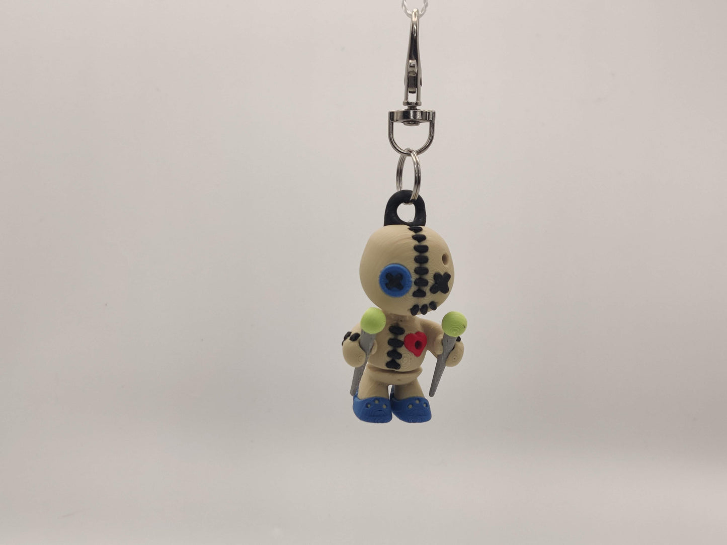 3D Printed Voodoo Doll Keychain – Articulating Charm with Removable Pins