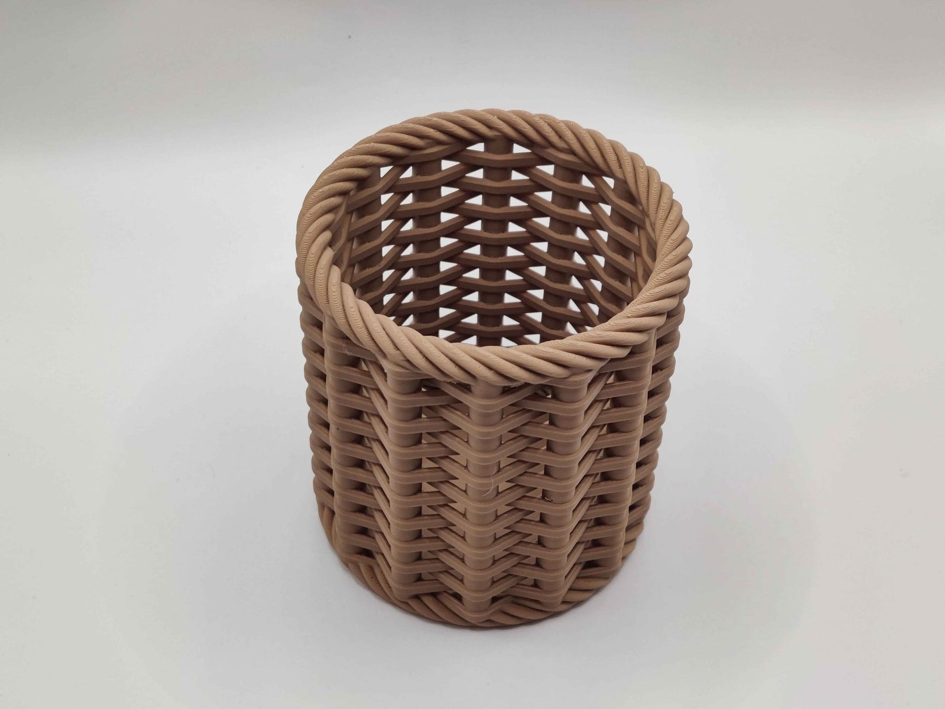 3D Printed Woven Pencil Holder Desk Organizer - Modern Basket Style Pen Cup Office Decor - ToyForge 3D