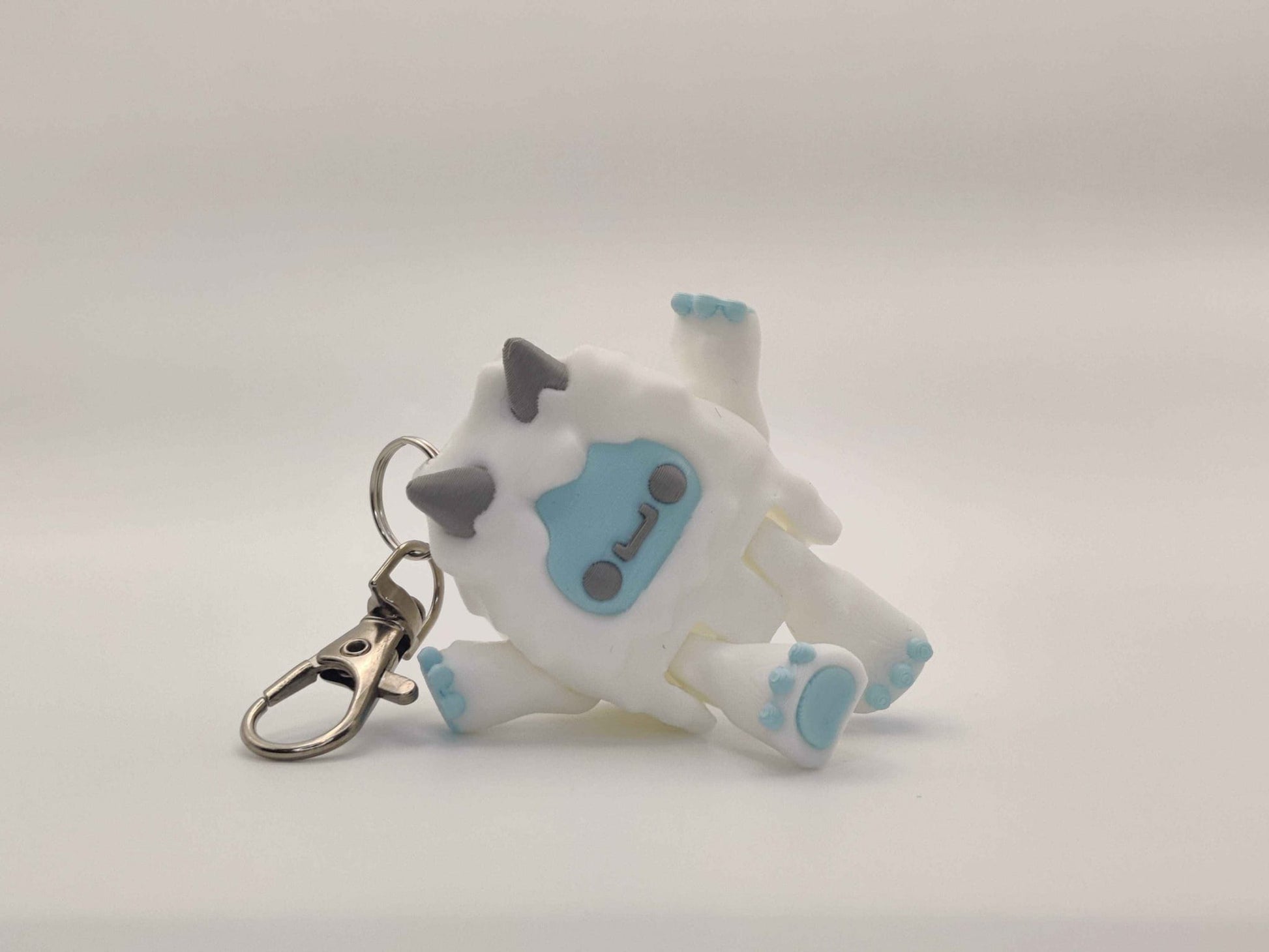 3D Printed Yeti Keychain – Cute Cryptid Keyring – Abominable Snowman Gift – Mythical Creature Bag Charm – Geeky Fantasy Accessory - ToyForge 3D