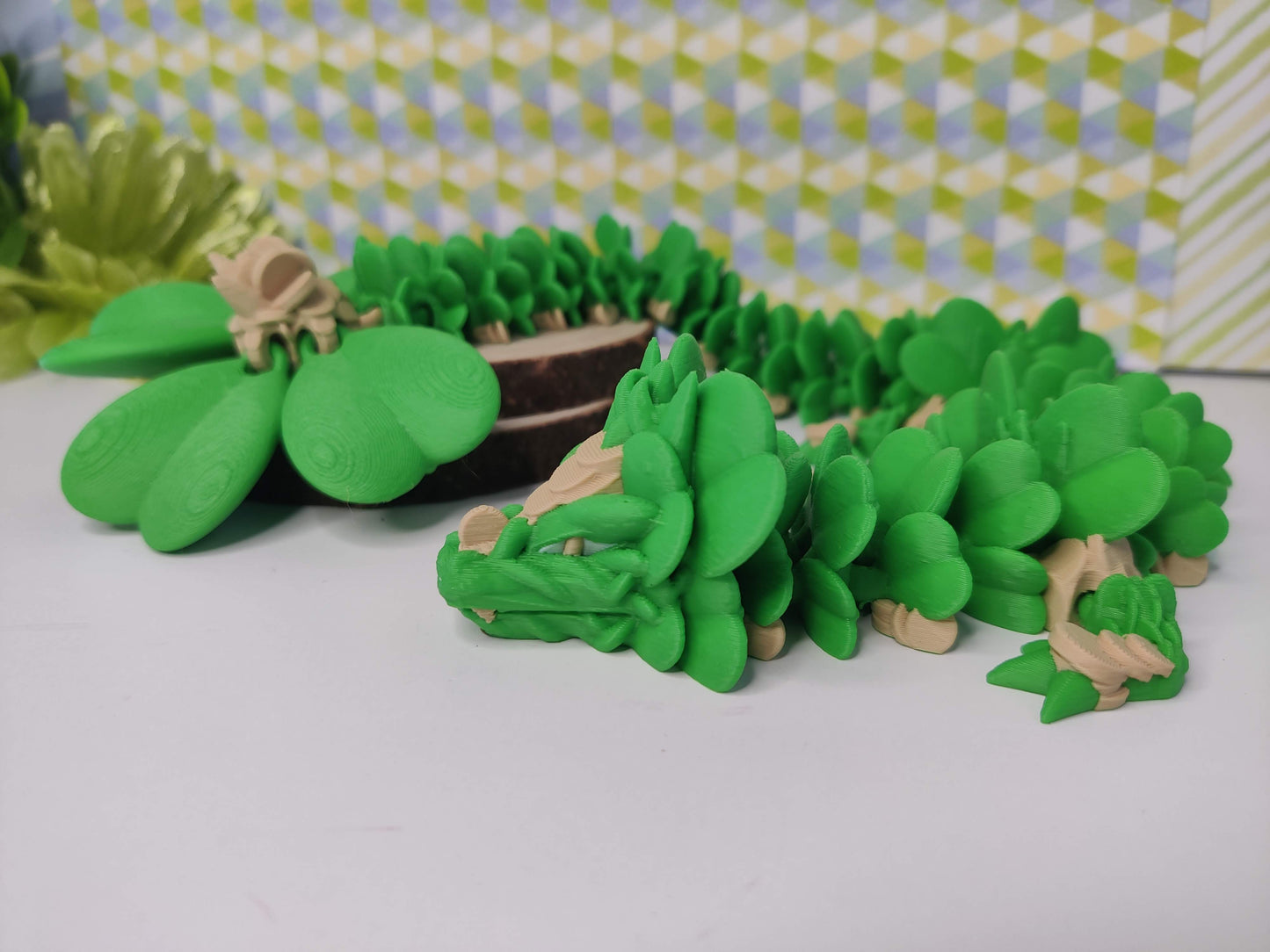 3D Printed Clover Dragon - Articulating Fidget Toy