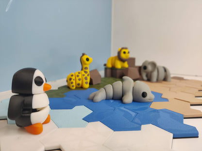 WildGrid Starter Set with Animals - Animals with play tiles