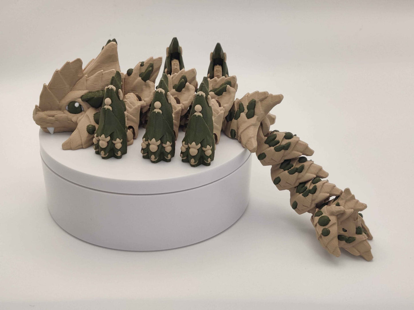 Baby Dune Striker Dragon Figure - ToyForge 3D