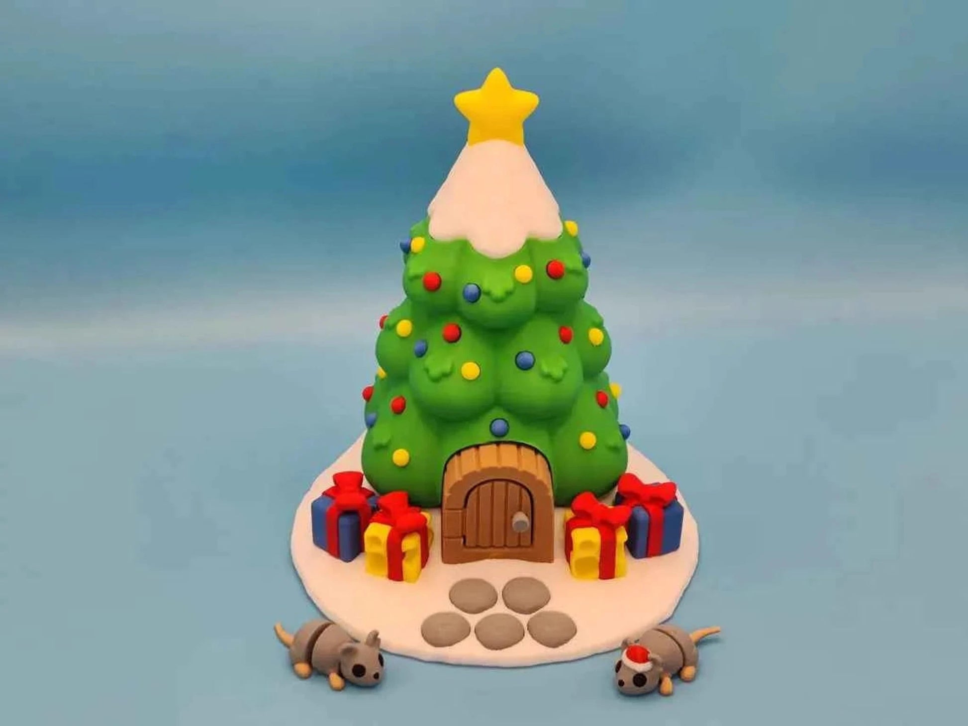 Christmas Tree House Display with Two Mice Figurines - ToyForge 3D