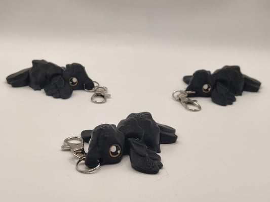 Crow Flexi Keychain – Articulated 3D Printed Crow, Cute Raven Keychain, Gothic Bird Bag Charm - ToyForge 3D