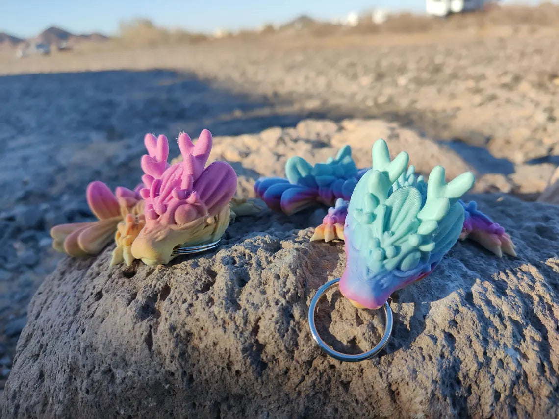 3D Printed Mistletoe Christmas Holiday Dragon Keychain – Rainbow Articulating Fantasy Accessory