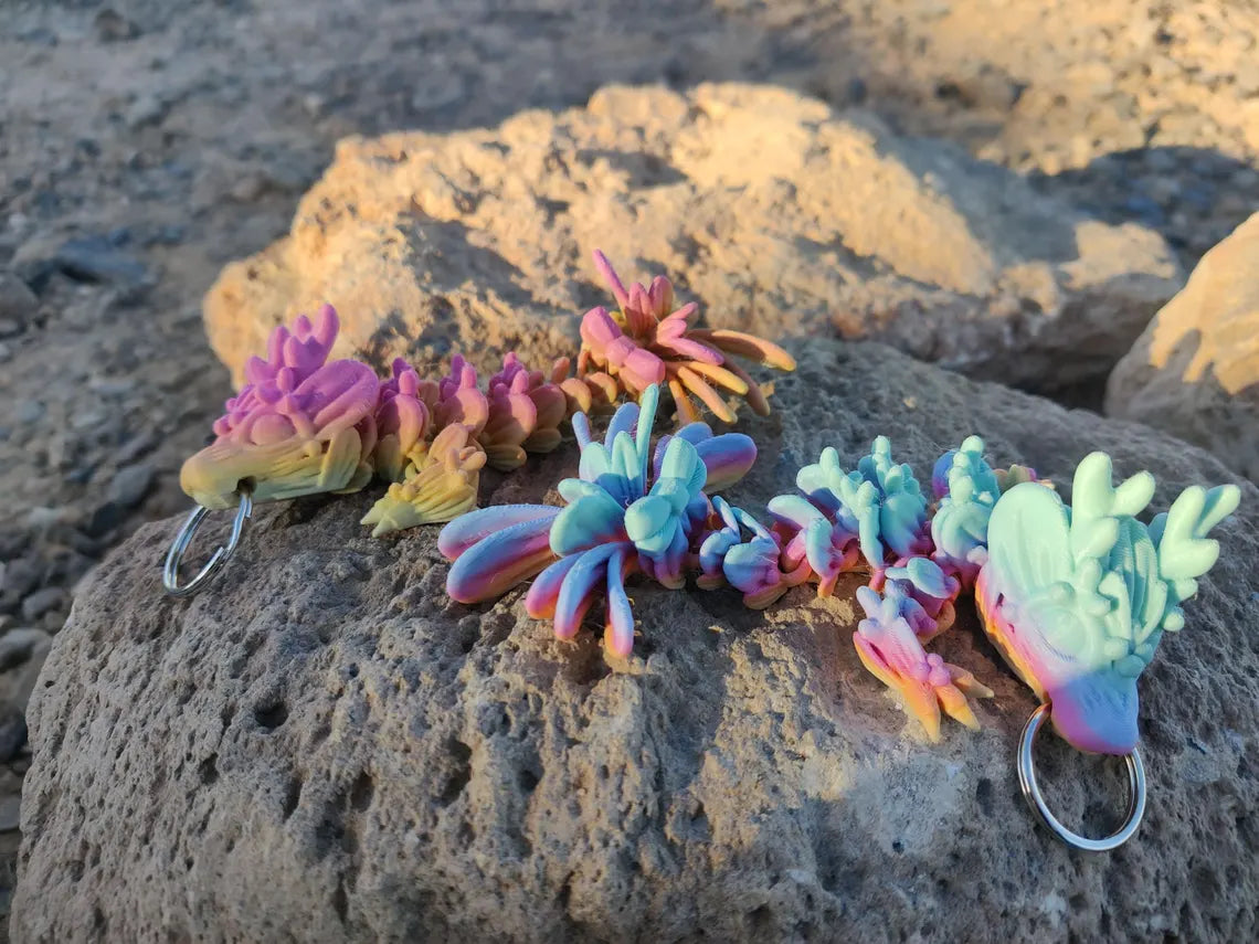 3D Printed Mistletoe Christmas Holiday Dragon Keychain – Rainbow Articulating Fantasy Accessory