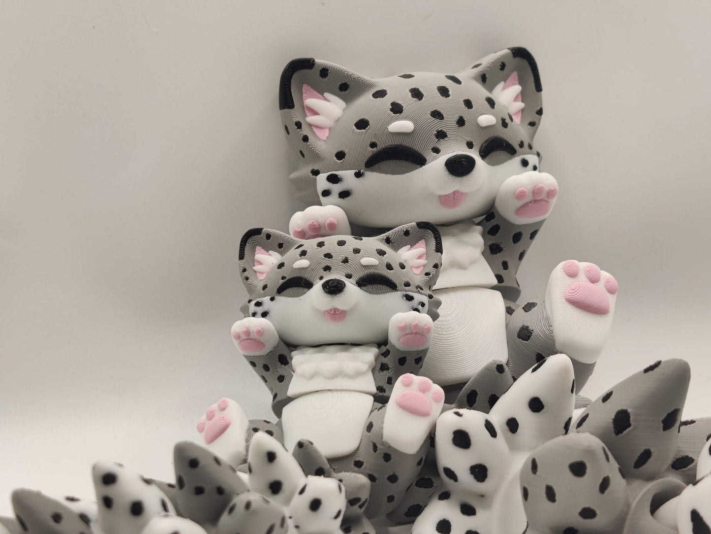 Snow Leopard Cuddler - 3D Printed Articulated Fidget - ToyForge 3D